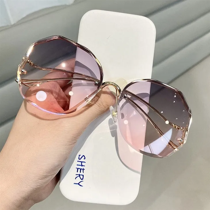 Edge Gradient Sunglasses
